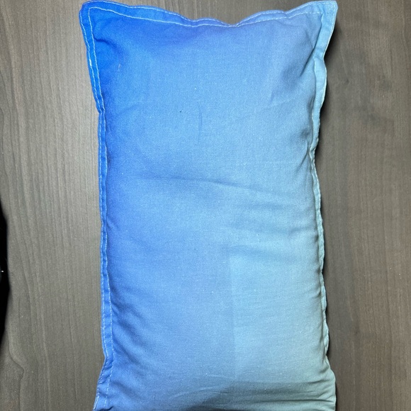 Yoga Wake Up acu-pillow - Picture 3 of 3